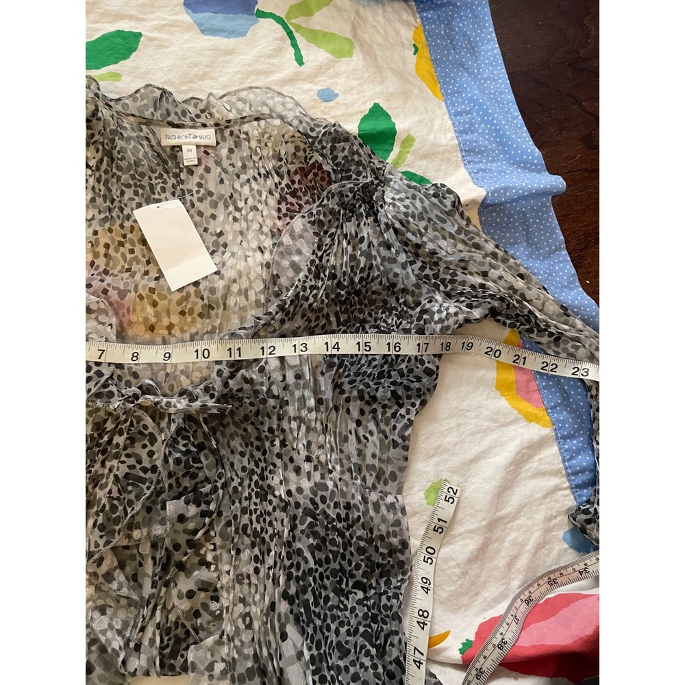 NWT Y2k Womens Grey Black Animal Print Plisse Tie Front Ruffle Cardigan M - Picture 7 of 7